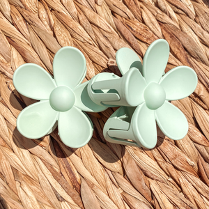 Flower Claw Clip