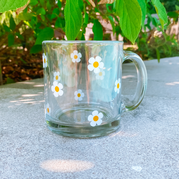 Retro Daisies Glass Mug